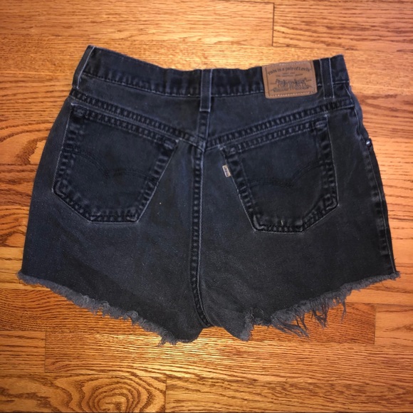 Black Vintage Levi’s Denim Shorts - Picture 2 of 5
